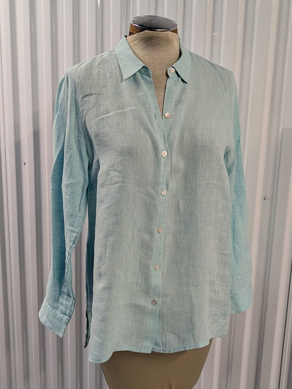J JILL love linen aqua button front shirt M P